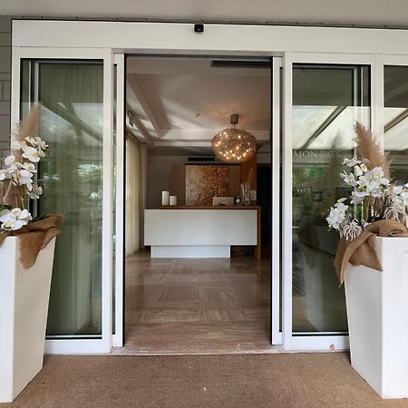 Hotel Mon Pays Riccione Eksteriør bilde