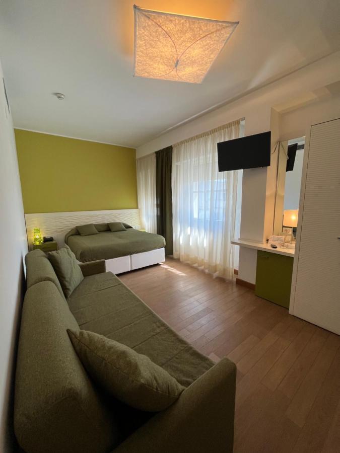 Hotel Mon Pays Riccione Eksteriør bilde