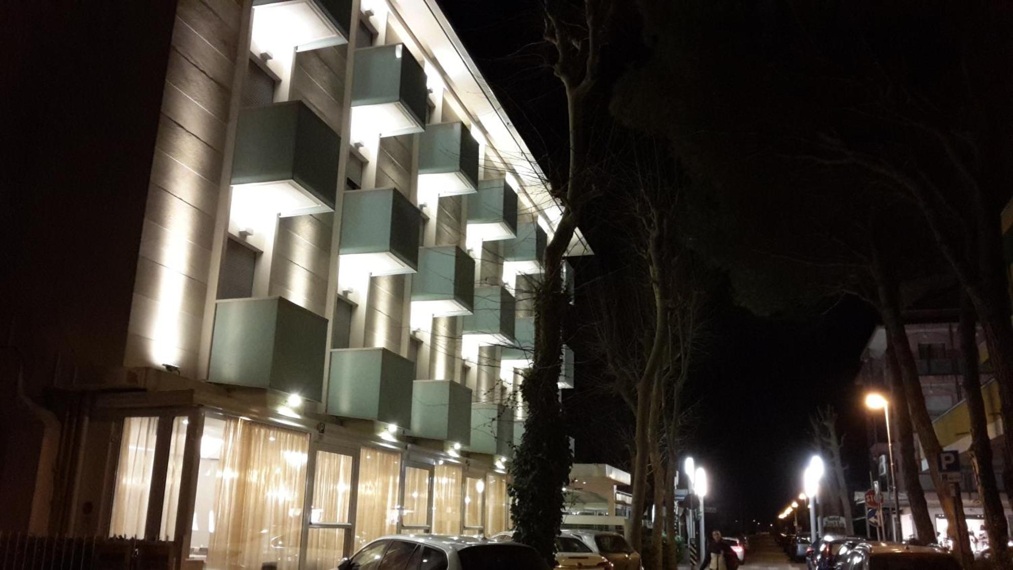 Hotel Mon Pays Riccione Eksteriør bilde