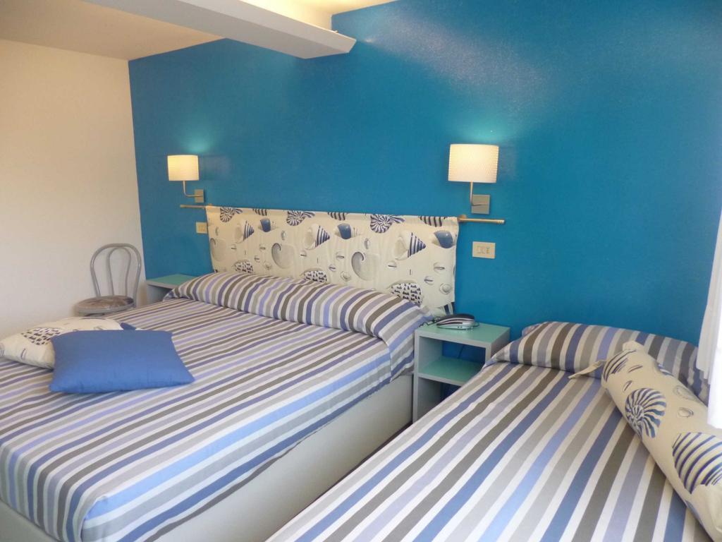 Hotel Mon Pays Riccione Eksteriør bilde